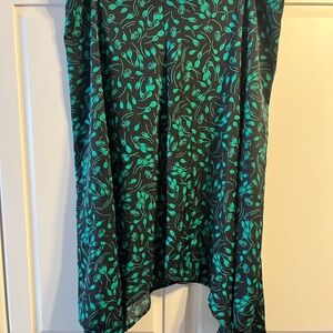Who What Wear Black and Green Floral Handkerchief Skirt